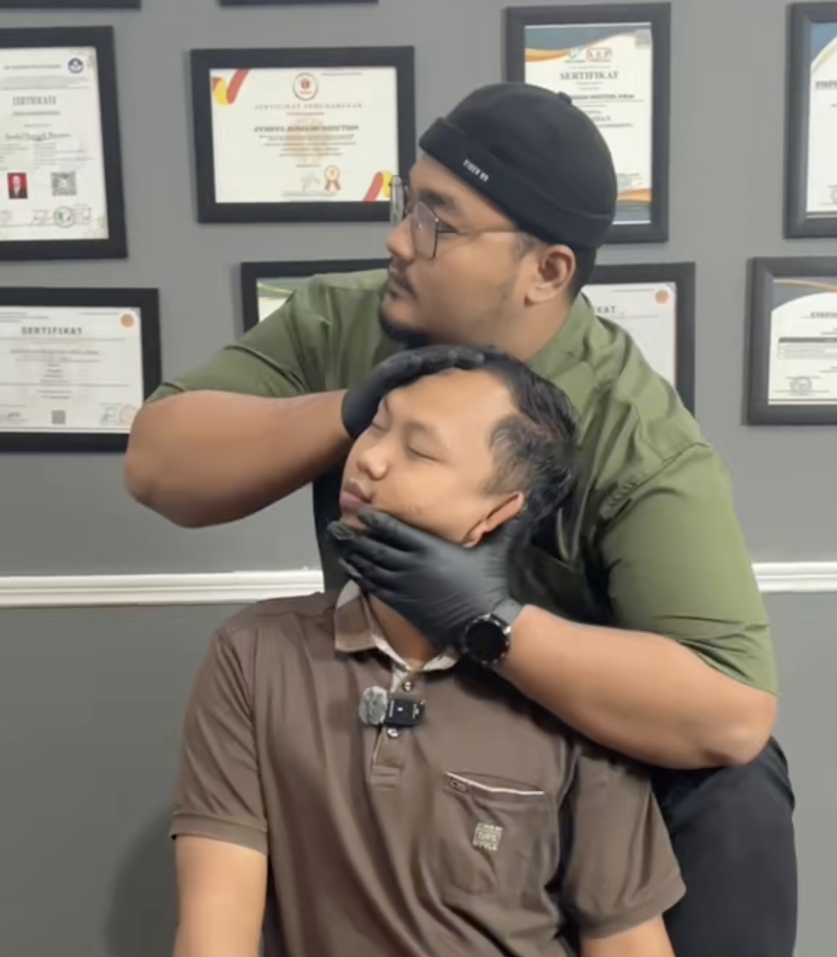 Tentang Hans Therapy